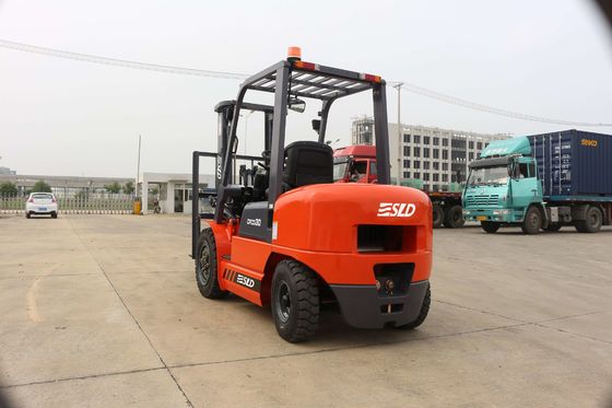 Diesel die van FD30 3000kgs Vorkheftruck met ISUZU/MITSUBISHI-Motor wordt uitgerust
