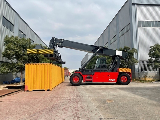 Heavy Duty Red Container Reach Stacker 45000kgs Ladingcapaciteit
