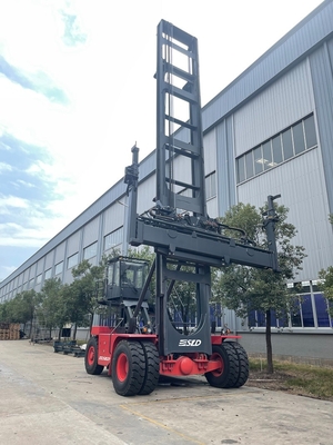 B1 B2 B3 8t 9t Lifting Stacking Container Handling Red Empty Container Handler And Spreader Type