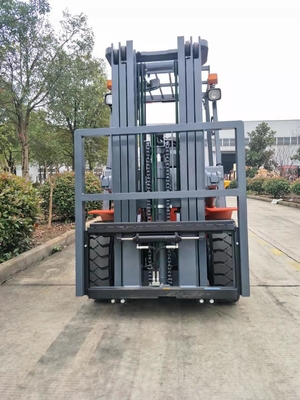 Hydraulische Transmissie 4800mm 3 Ton Diesel Forklift With 3 Stadium Volledige Vrije Mast